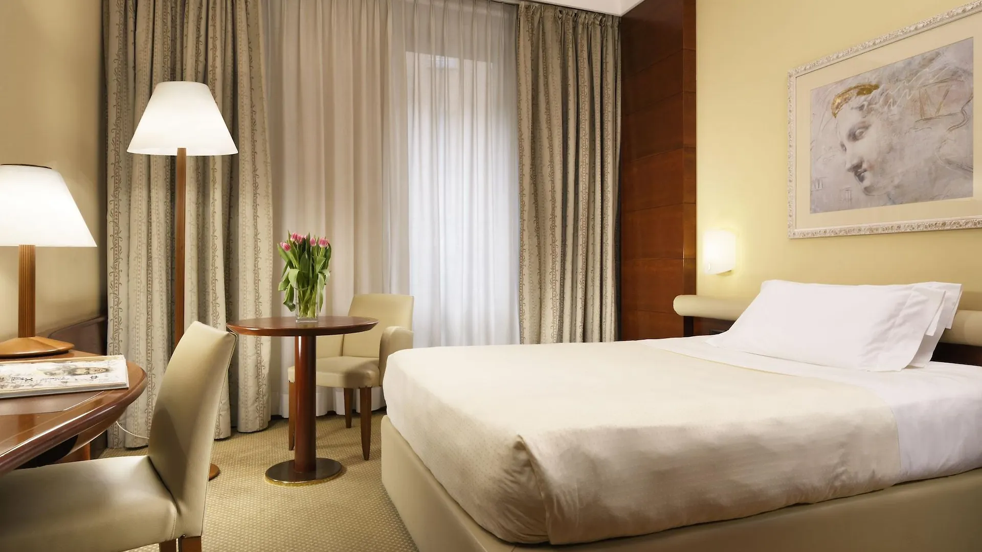 Una Hotels Cusani Milano Włochy