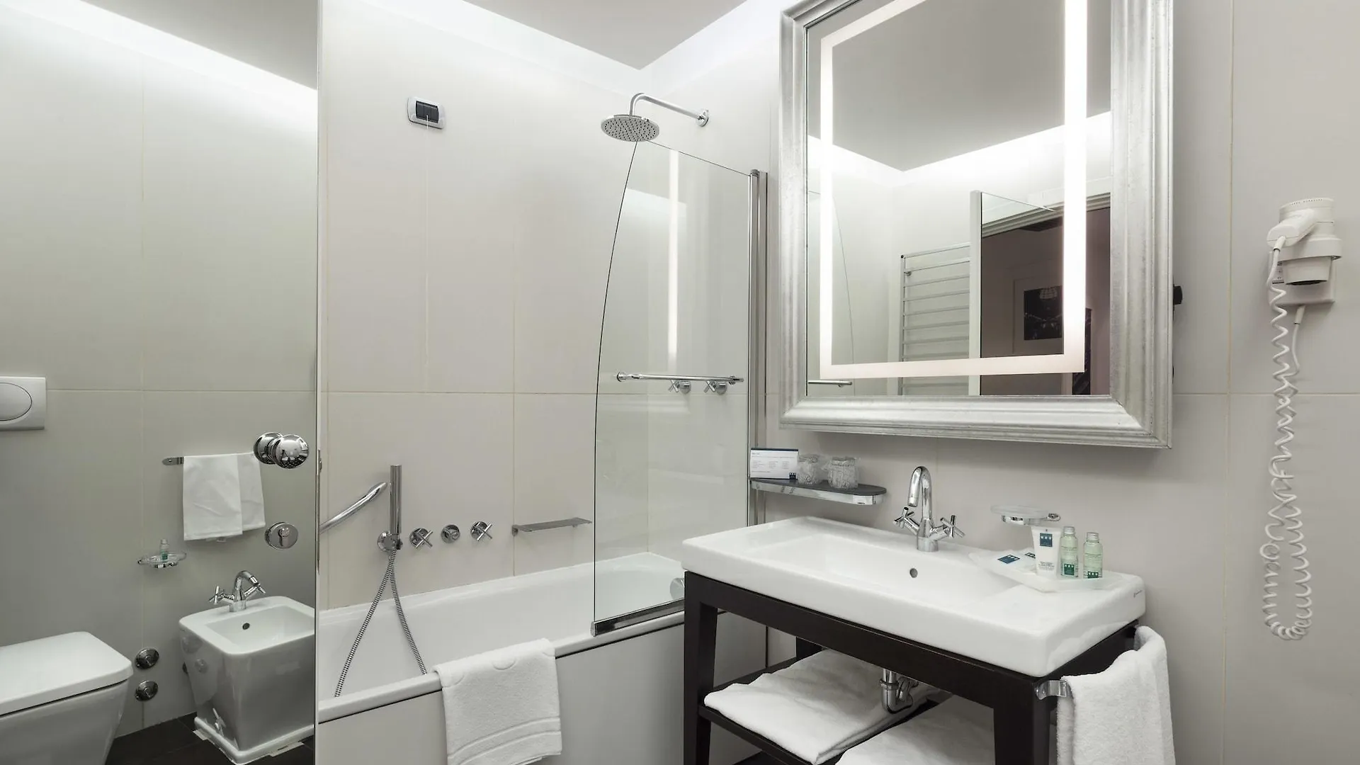 Una Hotels Cusani Milano  Milan
