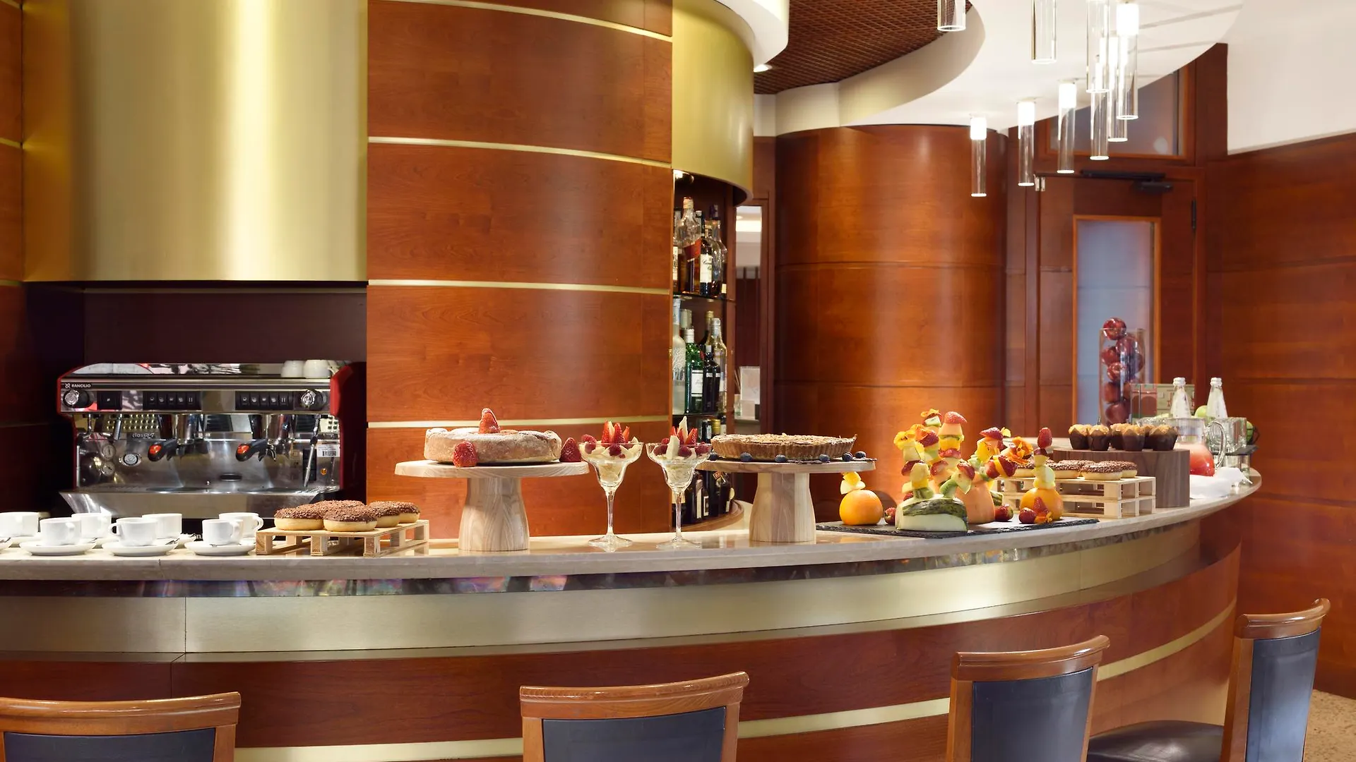 Una Hotels Cusani Milano  Mediolan