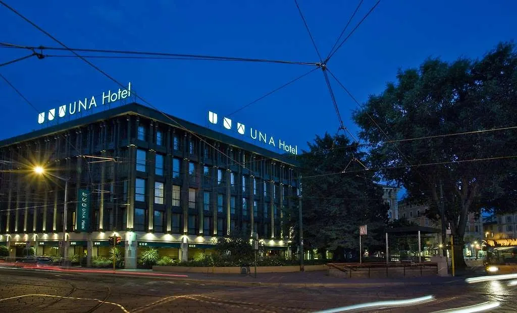 Una Hotels Cusani Milano מילאנו